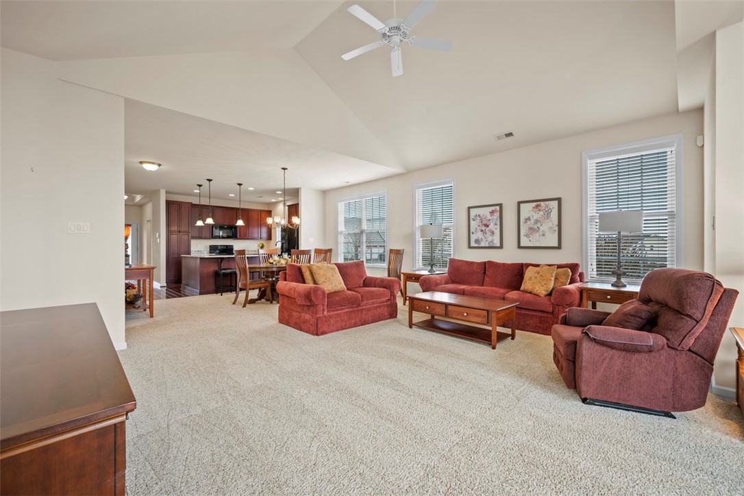 Ohio Twp, Pennsylvania 15143, United States, 2 Bedrooms Bedrooms, ,2 BathroomsBathrooms,Residential,Active,102309