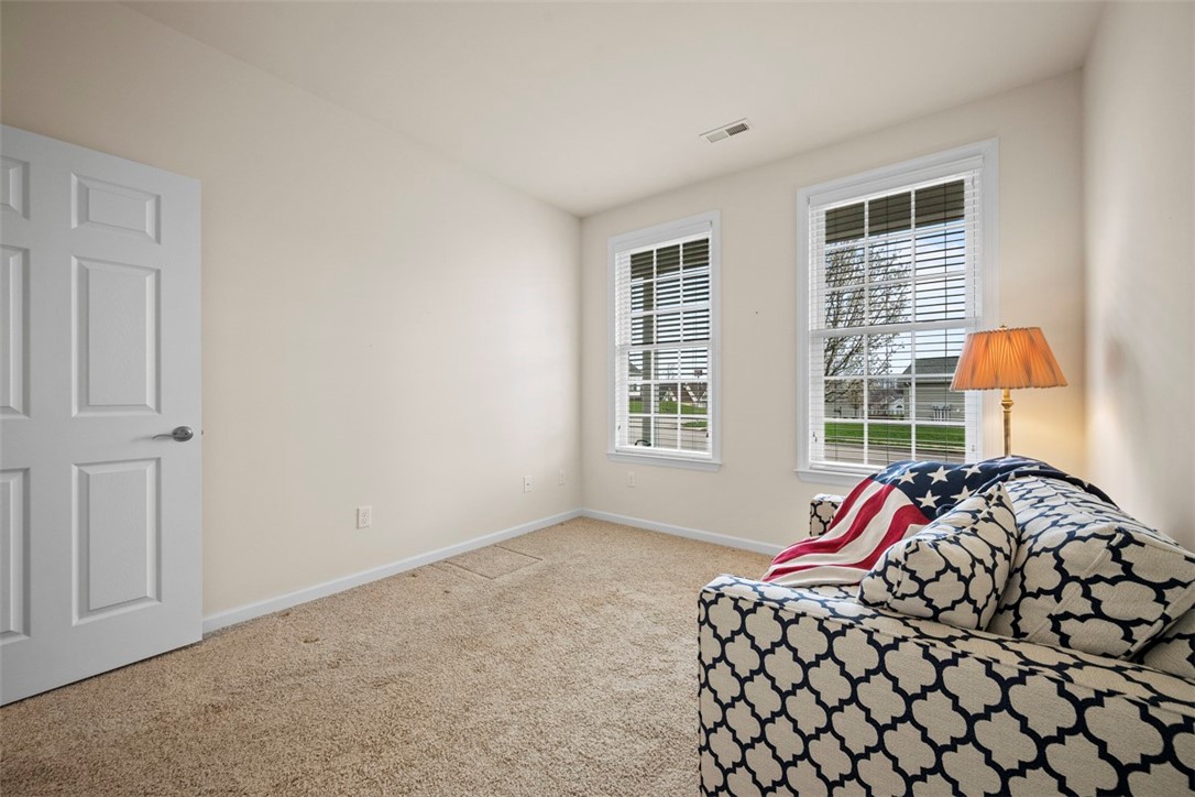 Ohio Twp, Pennsylvania 15143, United States, 2 Bedrooms Bedrooms, ,2 BathroomsBathrooms,Residential,Active,102309