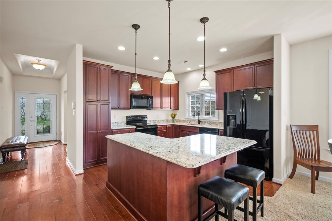 Ohio Twp, Pennsylvania 15143, United States, 2 Bedrooms Bedrooms, ,2 BathroomsBathrooms,Residential,Active,102309