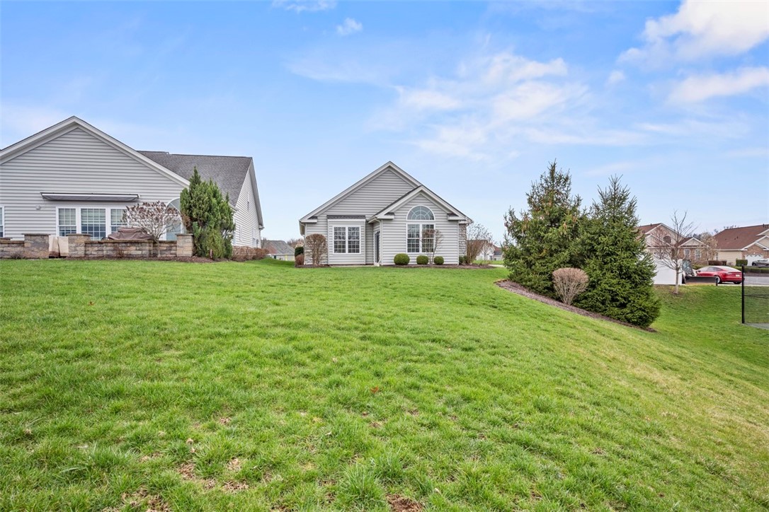 Ohio Twp, Pennsylvania 15143, United States, 2 Bedrooms Bedrooms, ,2 BathroomsBathrooms,Residential,Active,102309