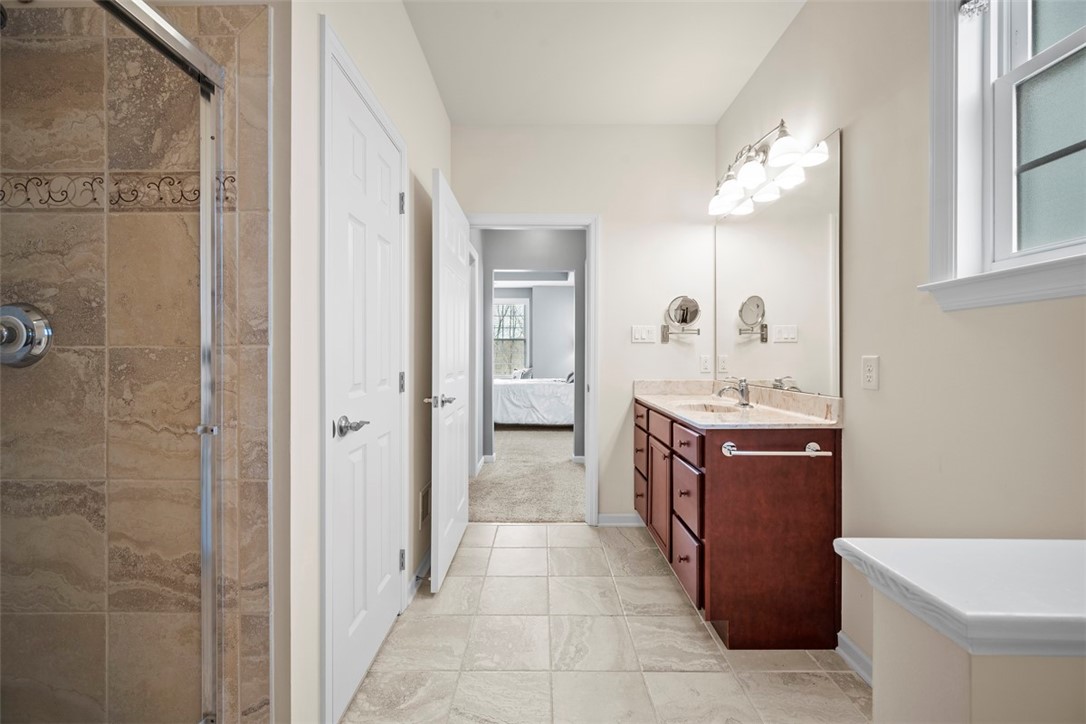 Ohio Twp, Pennsylvania 15143, United States, 2 Bedrooms Bedrooms, ,2 BathroomsBathrooms,Residential,Active,102309