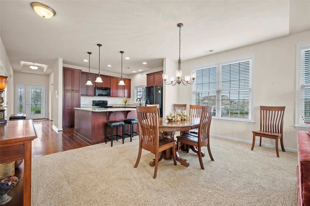 Ohio Twp, Pennsylvania 15143, United States, 2 Bedrooms Bedrooms, ,2 BathroomsBathrooms,Residential,Active,102309