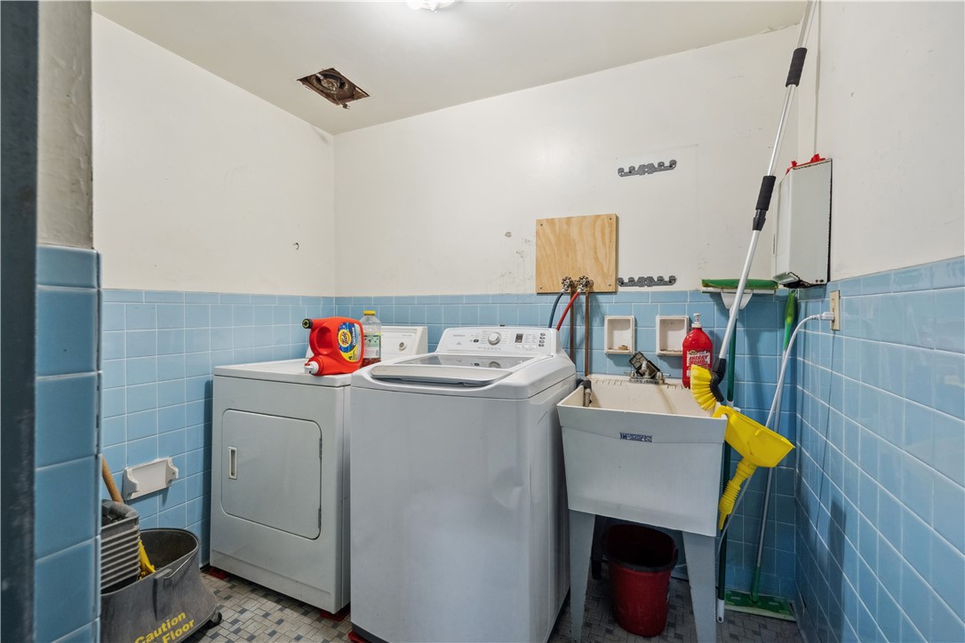 Castle Shannon, Pennsylvania 15234, United States, ,Commercial,Contingent,120281