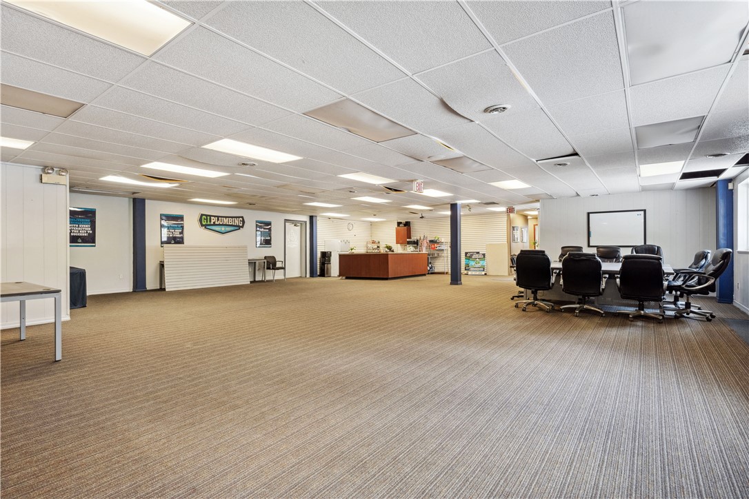 Castle Shannon, Pennsylvania 15234, United States, ,Commercial,Contingent,120281