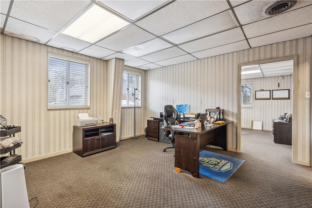 Castle Shannon, Pennsylvania 15234, United States, ,Commercial,Contingent,120281