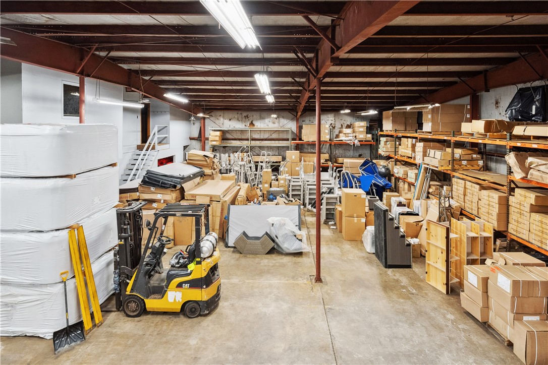 Castle Shannon, Pennsylvania 15234, United States, ,Commercial,Contingent,120281