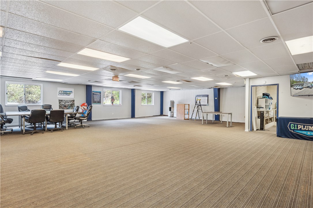 Castle Shannon, Pennsylvania 15234, United States, ,Commercial,Contingent,120281