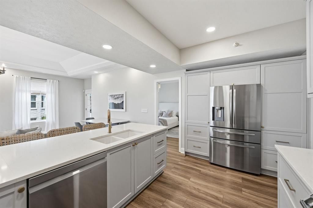 244 Adams Pointe Blvd. 6