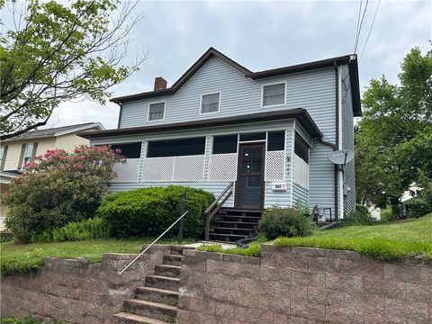 307 Broad St Derry Boro PA 15627