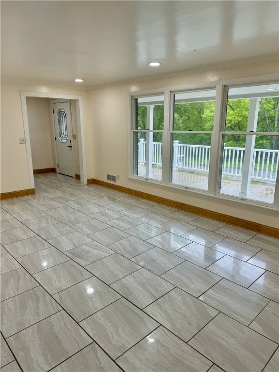 2350 Mt Vernon Ave