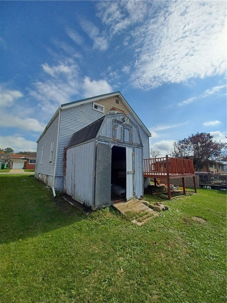 211 N 16th Ave
