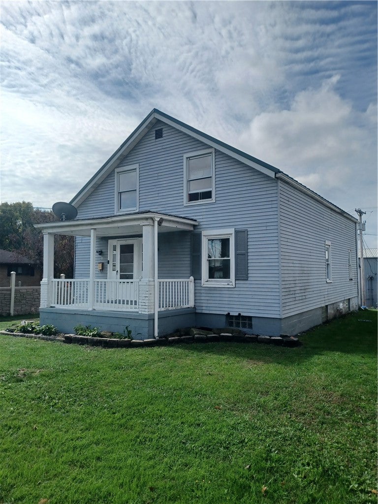 211 N 16th Ave