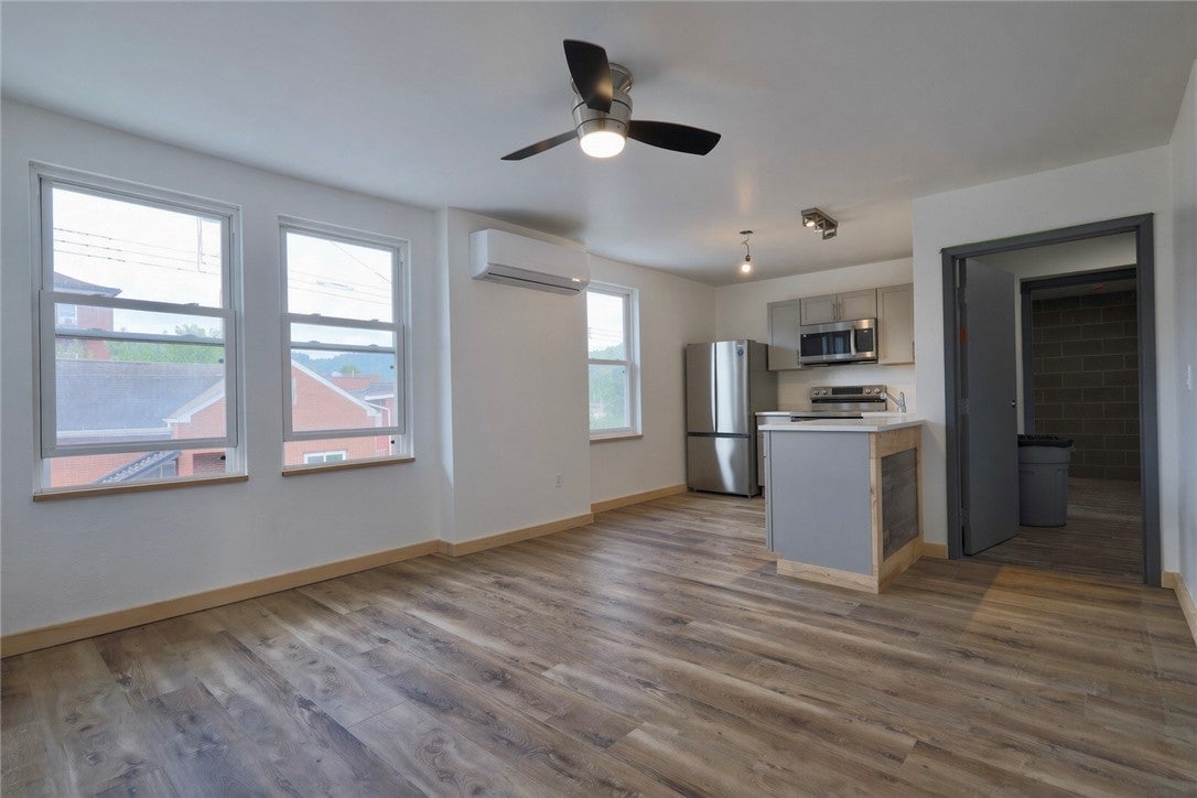 401 Brinton Ave
