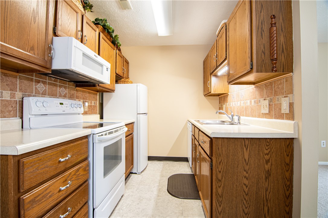403 Evergreen Ct