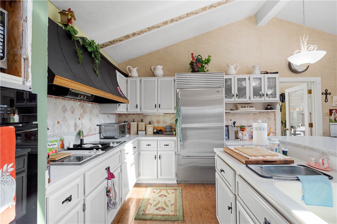 Jefferson Hills, Pennsylvania 15025, United States, 4 Bedrooms Bedrooms, ,4 BathroomsBathrooms,Residential,Active,229113