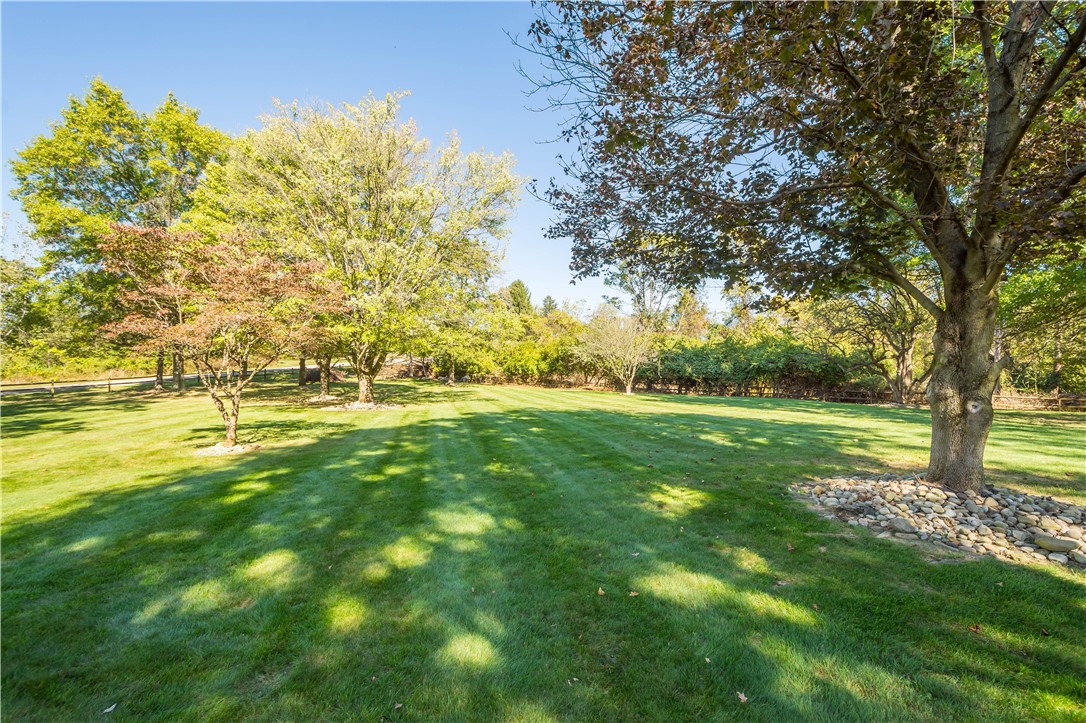 Jefferson Hills, Pennsylvania 15025, United States, 4 Bedrooms Bedrooms, ,4 BathroomsBathrooms,Residential,Active,229113