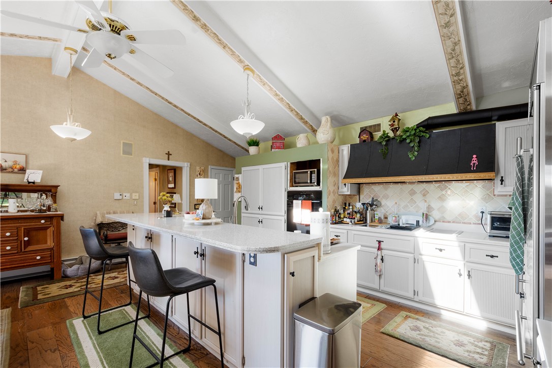 Jefferson Hills, Pennsylvania 15025, United States, 4 Bedrooms Bedrooms, ,4 BathroomsBathrooms,Residential,Active,229113