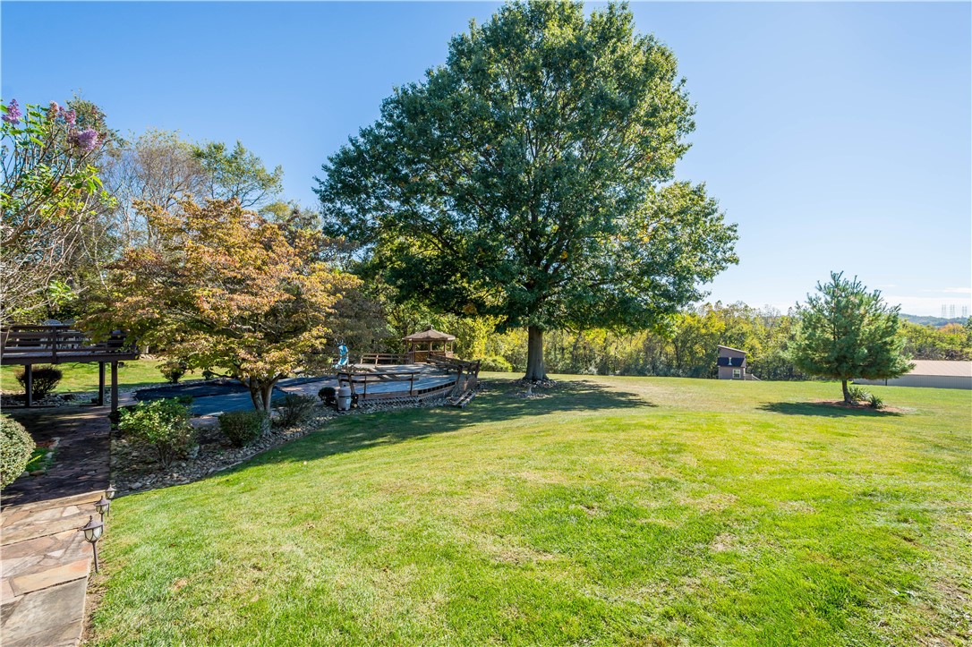 Jefferson Hills, Pennsylvania 15025, United States, 4 Bedrooms Bedrooms, ,4 BathroomsBathrooms,Residential,Active,229113