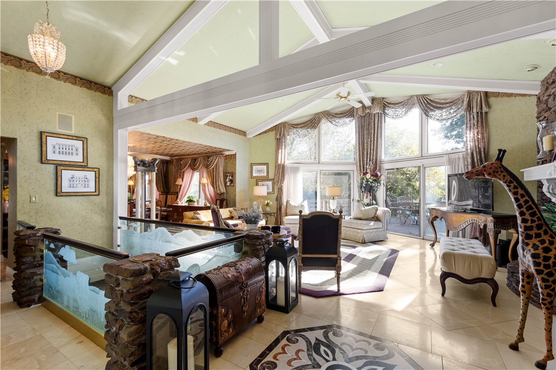 Jefferson Hills, Pennsylvania 15025, United States, 4 Bedrooms Bedrooms, ,4 BathroomsBathrooms,Residential,Active,229113