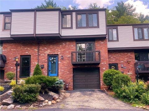 Photo for 409 Cricketwood Court
