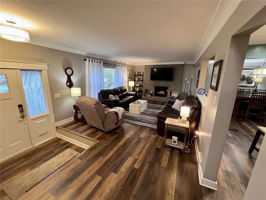 124 Elm Dr