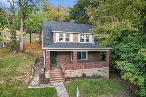 Photo of 8527 Westwood Rd, Pittsburgh, PA 15235 (MLS # 1732787)