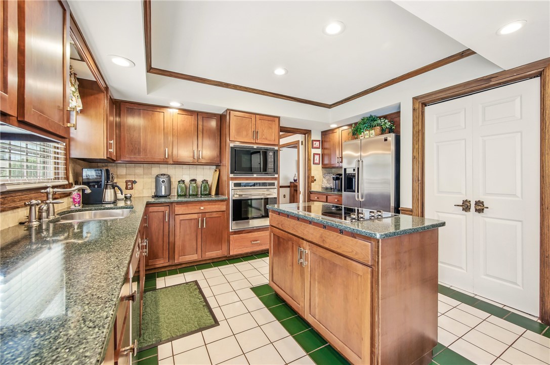 689 Tanglewood Dr Dr, Hermitage, Pennsylvania image 7