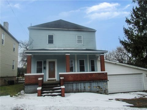 Photo of 137 W Painter Street, Connellsville, PA 15425 (MLS # 1740783)