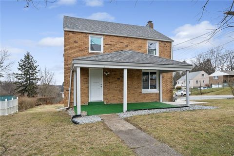 Photo of 559 Hamil Rd, Verona, PA 15147 (MLS # 1735493)