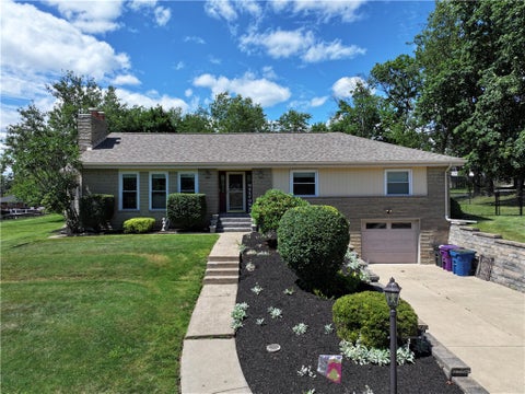 Homes For Sale - 333 Lincoln Ave Ave<br/> Plum Boro, PA 15147