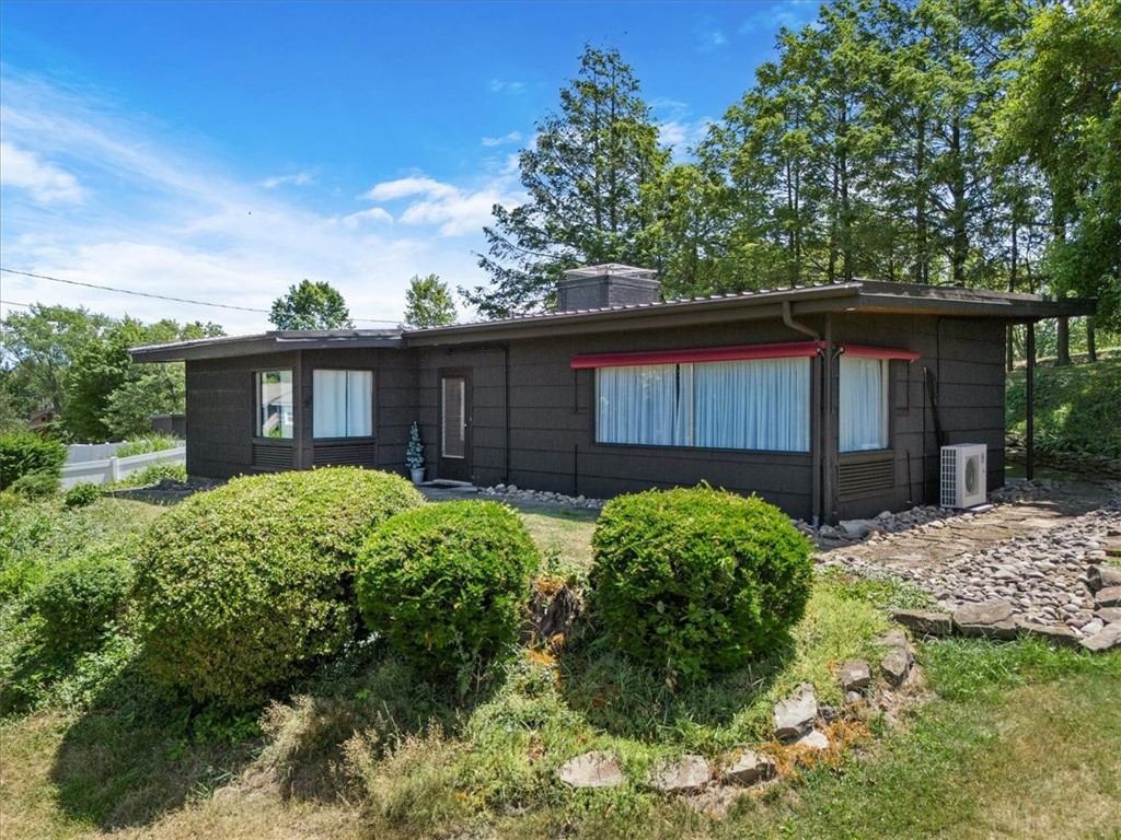 View Penn Twp - WML, PA 15644 house
