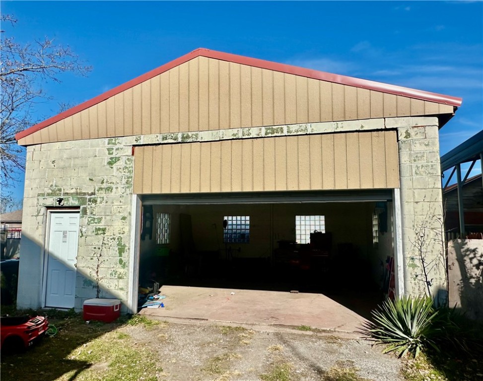 Pulaski Twp - Bea, Pennsylvania 15066, United States, 4 Bedrooms Bedrooms, ,2 BathroomsBathrooms,Residential,Active,37914