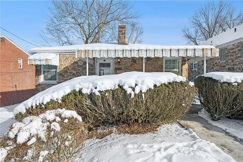 289 Evaline St Penn Hills PA 15235