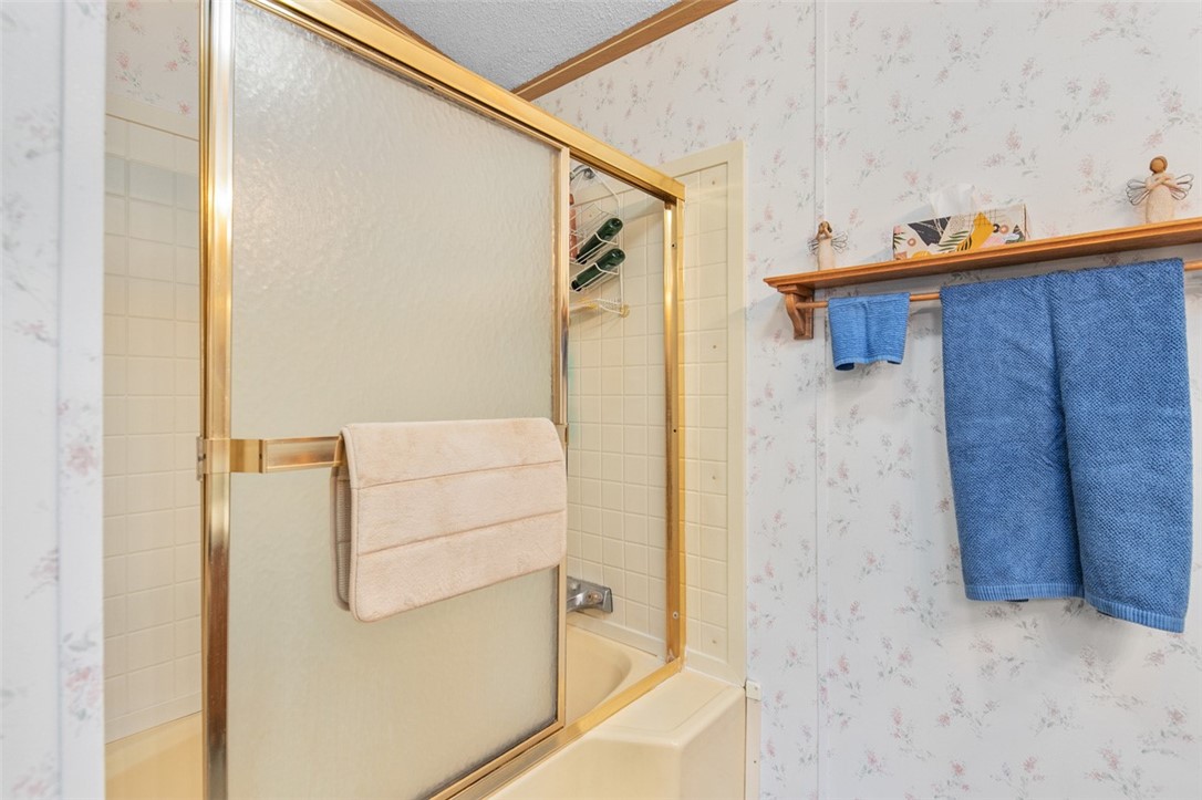 Mt Pleasant Twp, Pennsylvania 15666, United States, 3 Bedrooms Bedrooms, ,2 BathroomsBathrooms,Residential,Active,241004