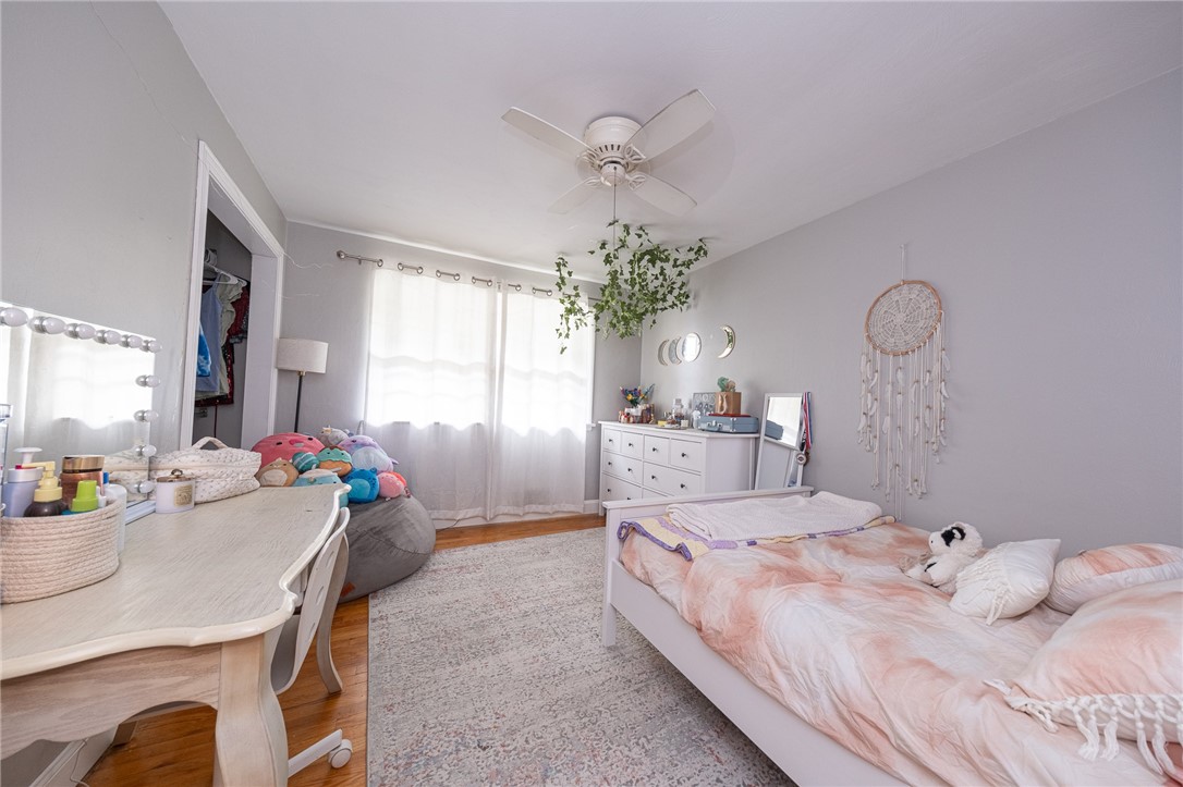 Ross Twp, Pennsylvania 15237, United States, 5 Bedrooms Bedrooms, ,3 BathroomsBathrooms,Residential,Active,190724