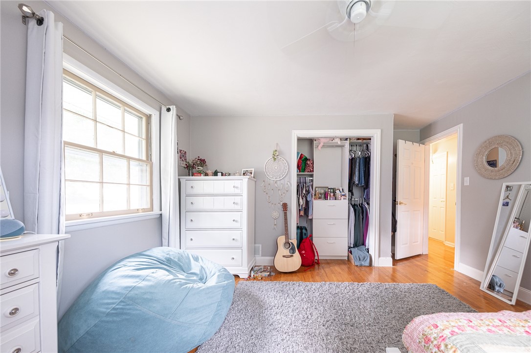 Ross Twp, Pennsylvania 15237, United States, 5 Bedrooms Bedrooms, ,3 BathroomsBathrooms,Residential,Active,190724