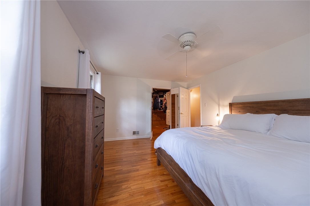 Ross Twp, Pennsylvania 15237, United States, 5 Bedrooms Bedrooms, ,3 BathroomsBathrooms,Residential,Active,190724