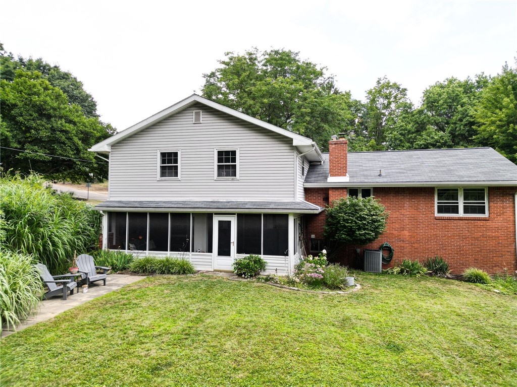 Ross Twp, Pennsylvania 15237, United States, 5 Bedrooms Bedrooms, ,3 BathroomsBathrooms,Residential,Active,190724