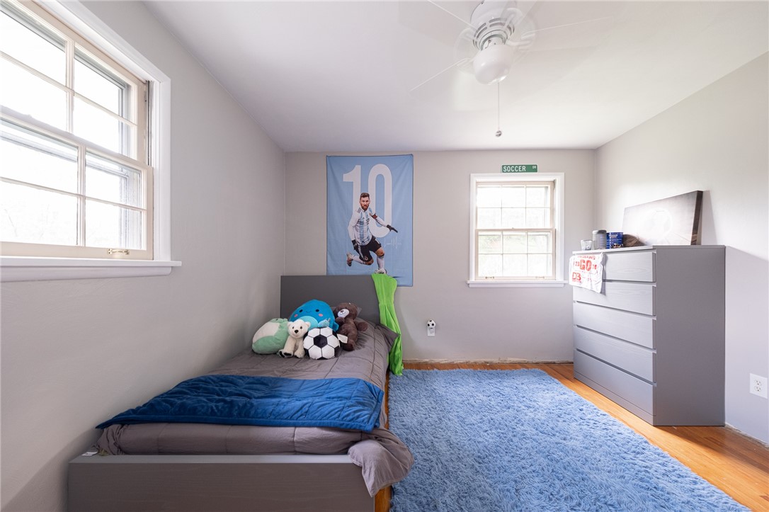 Ross Twp, Pennsylvania 15237, United States, 5 Bedrooms Bedrooms, ,3 BathroomsBathrooms,Residential,Active,190724