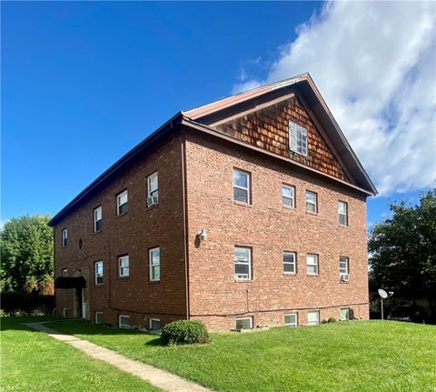Photo for 615 5th Street Ext.
