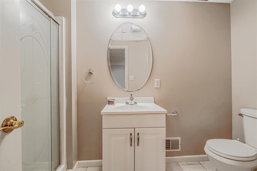 North Strabane, Pennsylvania 15301, United States, 4 Bedrooms Bedrooms, ,4 BathroomsBathrooms,Residential,Active,178051