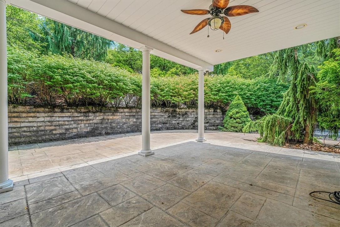 North Strabane, Pennsylvania 15301, United States, 4 Bedrooms Bedrooms, ,4 BathroomsBathrooms,Residential,Active,178051