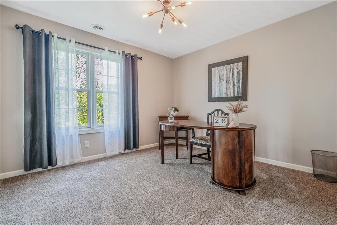 North Strabane, Pennsylvania 15301, United States, 4 Bedrooms Bedrooms, ,4 BathroomsBathrooms,Residential,Active,178051