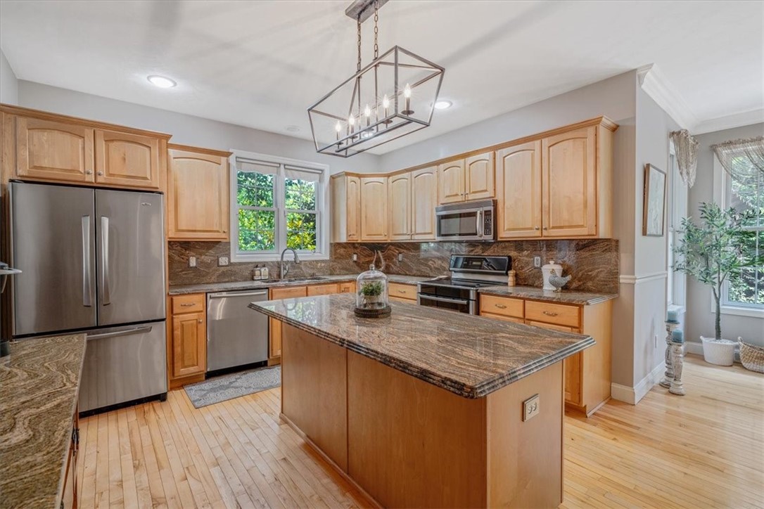 North Strabane, Pennsylvania 15301, United States, 4 Bedrooms Bedrooms, ,4 BathroomsBathrooms,Residential,Active,178051