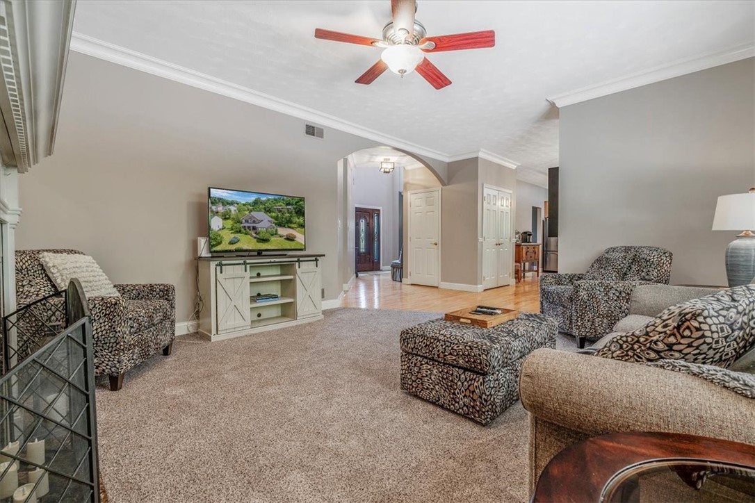 North Strabane, Pennsylvania 15301, United States, 4 Bedrooms Bedrooms, ,4 BathroomsBathrooms,Residential,Active,178051