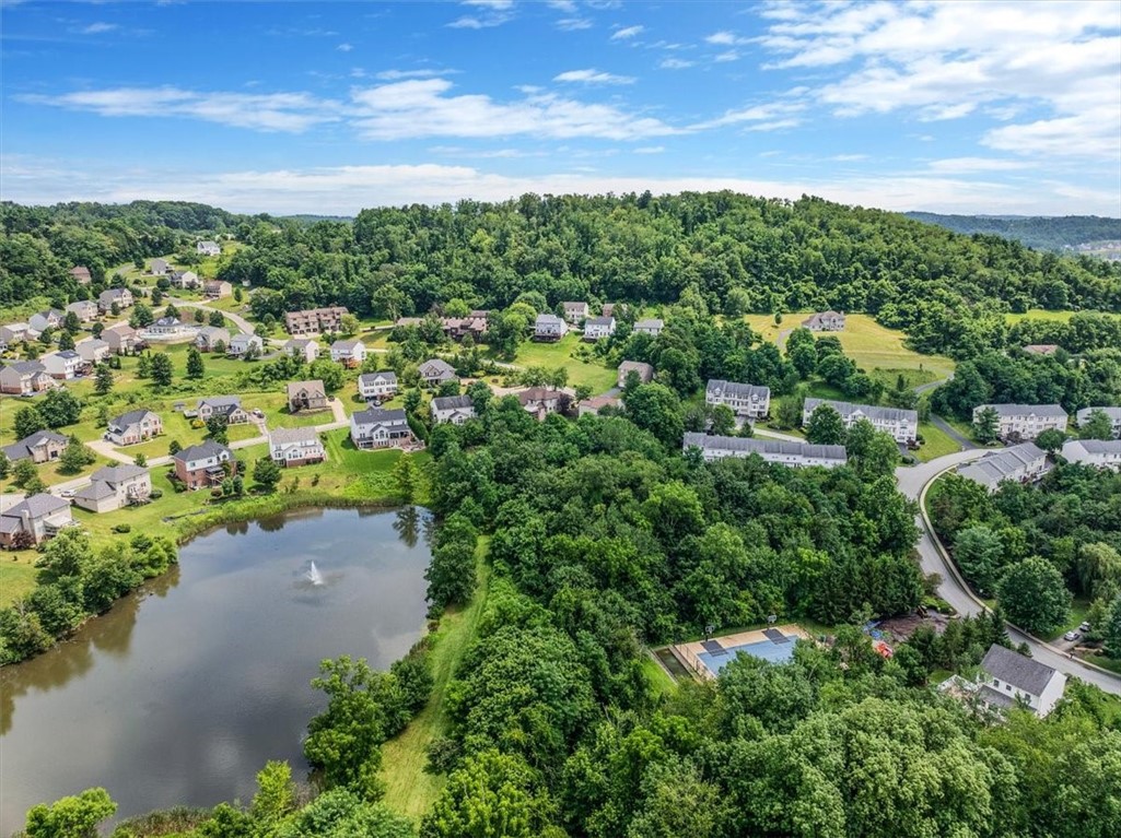 North Strabane, Pennsylvania 15301, United States, 4 Bedrooms Bedrooms, ,4 BathroomsBathrooms,Residential,Active,178051