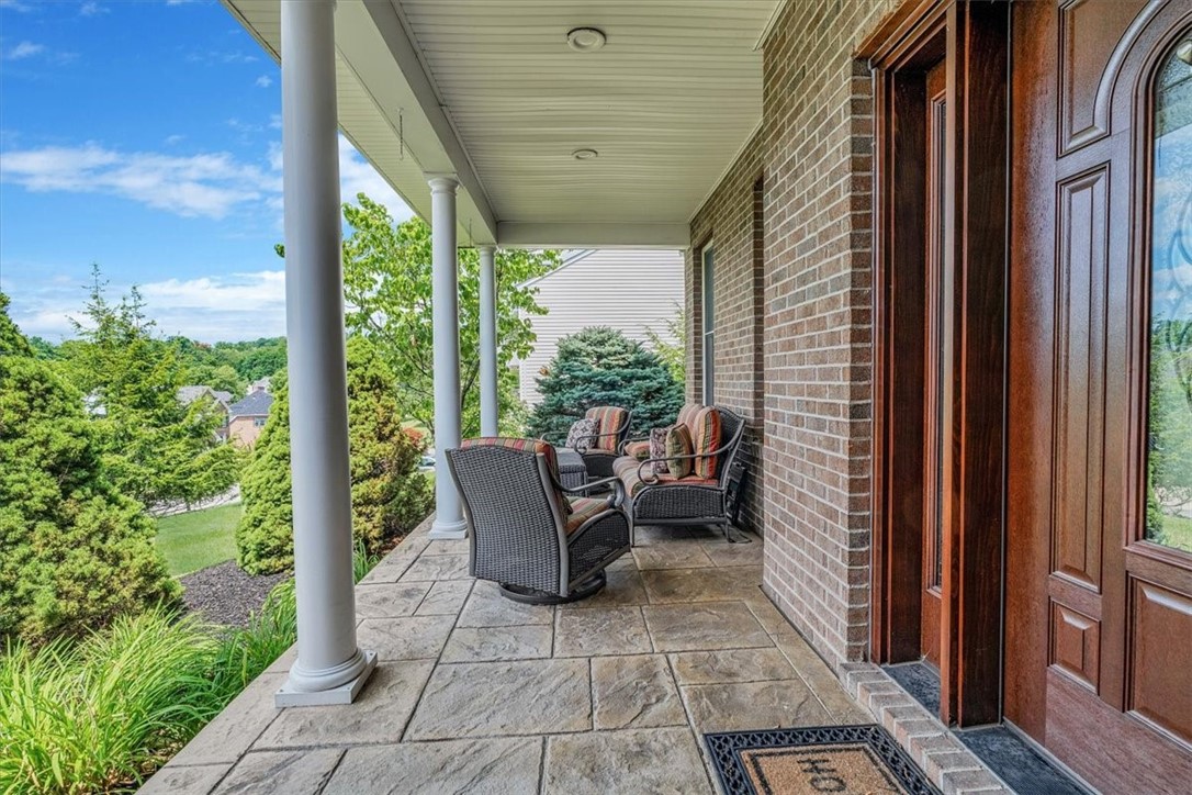 North Strabane, Pennsylvania 15301, United States, 4 Bedrooms Bedrooms, ,4 BathroomsBathrooms,Residential,Active,178051