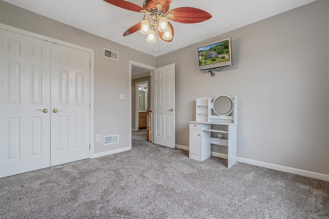 North Strabane, Pennsylvania 15301, United States, 4 Bedrooms Bedrooms, ,4 BathroomsBathrooms,Residential,Active,178051