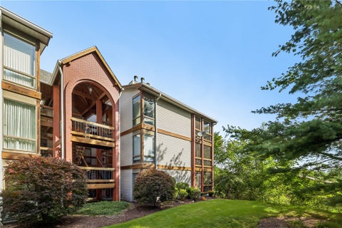 Photo for 300 6th St 1