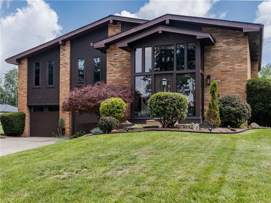 101 REGENCY CIR, NEW KENSINGTON, PA 15068 - Image d8e9ef24e14b69e060a464d6fed5b6fb/2472795983